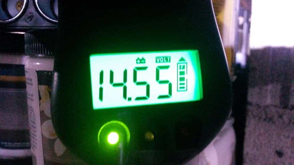 digital voltmeter when charging