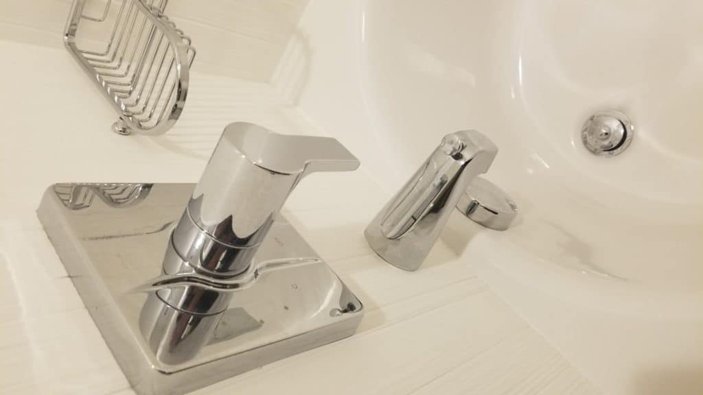 Can I Still Take a Shower if the Power Goes Out? Home Battery Bank