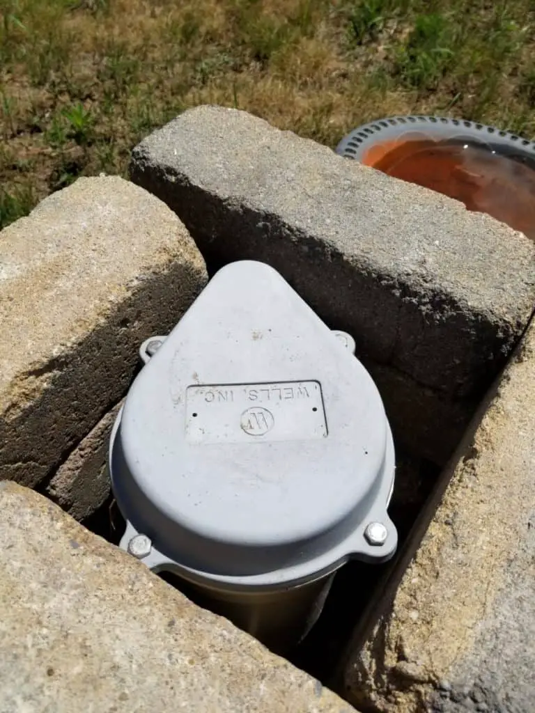image showing a private well pump and how the toilet will only flush once or twice without power