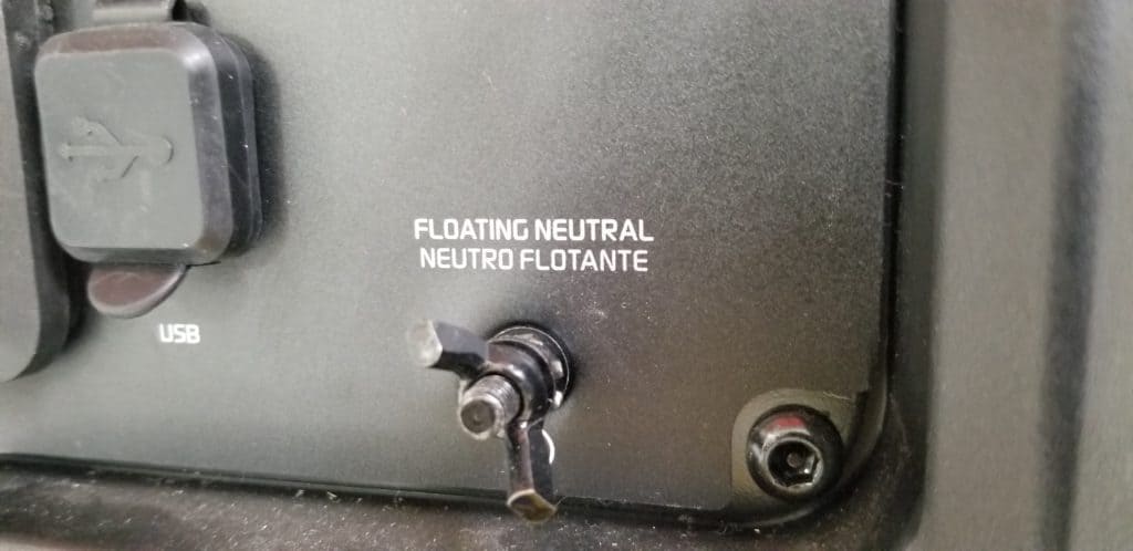 floating neutral indicator on generator grounding terminal