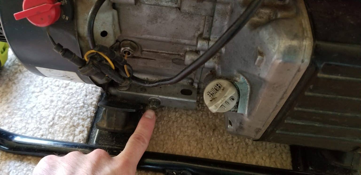 Generator Oil Basics [Type, Viscosity, Temp & More!] Home Battery Bank